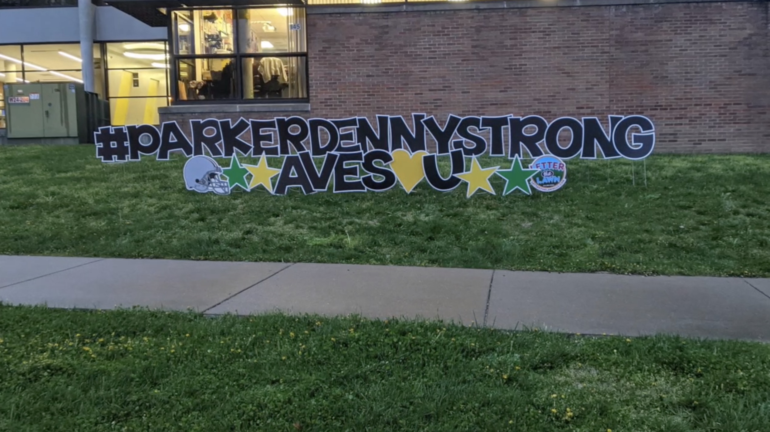 Sycamore High rallies behind senior diagnosed with brain cancer - Vimarsana News